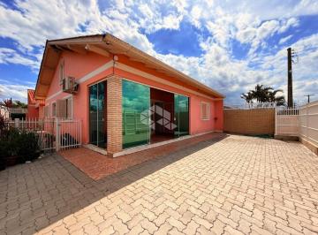 Casa · 154m² · 2 Quartos · 2 Vagas · Casa térrea 2 dormitórios/quartos na praia de Atlântida Sul em Osório/RS