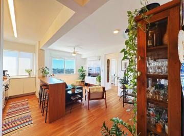 Apartamento · 151m² · 3 Quartos · 1 Vaga · Excelente cobertura com maravilhosa vista para o Rio Guaíba, com 3 dormitórios, 1 vaga de garagem co
