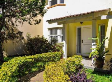 Casa · 353m² · 5 Quartos · 5 Vagas · Casa com 353m², 5 dormitórios, 4 suítes e piscina- Jardim Isabel/ ZS - POA