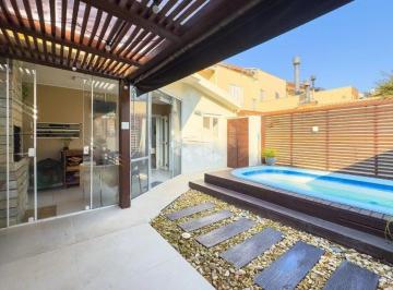 Casa · 103m² · 3 Quartos · 2 Vagas · Casa em condomínio à venda no Bairro Camaquã, semi mobiliada, 3 dormitórios, 1 suite, 103m² de área