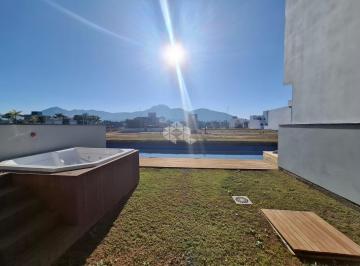 Casa · 144m² · 3 Quartos · 1 Vaga · Casa fundo lago, com 3 quartos/dormitórios no bairro Deltaville, em Biguaçu - SC