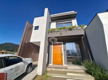 Casa · 132m² · 3 Quartos · 1 Vaga · Casa fundo lago, com 3 quartos/dormitórios no bairro Deltaville, em Biguaçu - SC