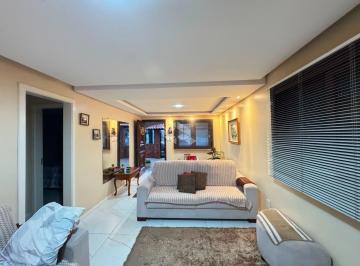 Casa · 130m² · 3 Quartos · 3 Vagas · Casa com 3 dormitórios, no bairro Goiás