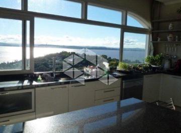 Casa · 697m² · 4 Quartos · 4 Vagas · Casa no Sétimo Céu