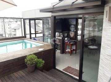 Apartamento · 209m² · 3 Quartos · 2 Vagas · Ampla cobertura no centro da cidade!