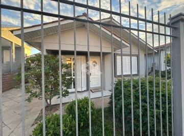 Casa · 110m² · 3 Quartos · 2 Vagas · Casa térrea no bairro São Francisco