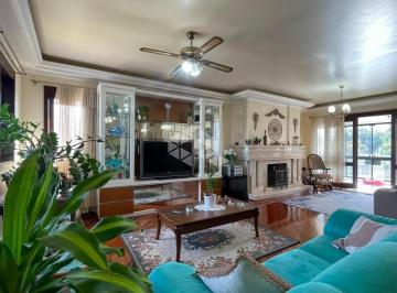 Apartamento · 225m² · 3 Quartos · 3 Vagas · Apartamento amplo com 03 dormitórios (01 suíte) no Bairro Higienópolis