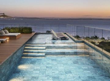 piscina · 1 dormitório com sacada e vista para o rio