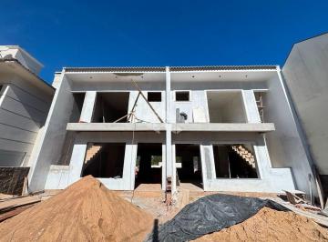 Casa · 122m² · 3 Quartos · 2 Vagas · DUPLEX COM 03 DORMITÓRIOS NO ROYAL COUNTRY