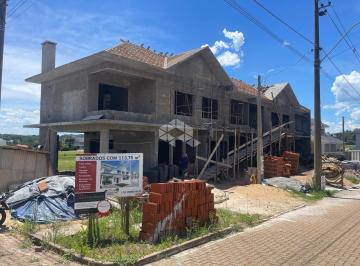 Casa · 115m² · 2 Quartos · Duplex 2 dormitórios com suíte em Linha Santa Cruz