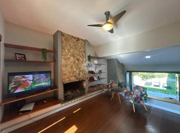 10 · Casa de 3 dormitórios no Bairro Higienópolis!