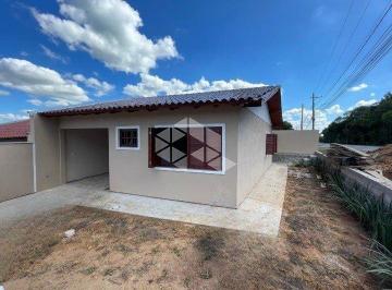 Casa · 68m² · 2 Quartos · 1 Vaga · Geminado com 2 dormitórios, no Bairro Rauber