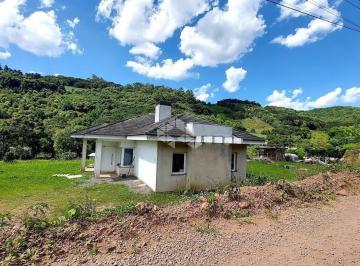 Rural · 140m² · 3 Quartos · 2 Vagas · Sítio com casa em Caravaggio Farroupilha