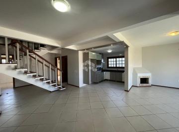 Casa · 182m² · 3 Quartos · 2 Vagas · Casa de 3 dormitórios com piscina próximo a UNIISC!