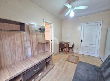 Apartamento · 36m² · 1 Quarto · 1 Vaga · Apartamento de 1 dormitório e 1 vaga de garagem, no bairro Humaitá, em Porto Alegre.