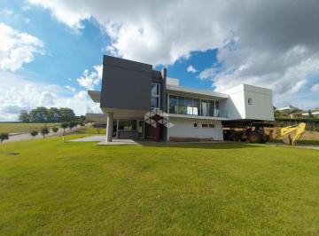 Casa · 647m² · 4 Quartos · Alto padrão no Vale dos Vinhedos