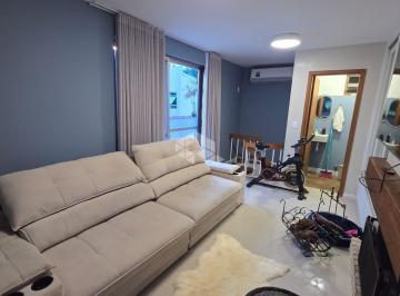 Apartamento · 190m² · 3 Quartos · 2 Vagas · Cobertura de 03 dormitórios e 02 vagas com 190m² no bairro Petrópolis em Poa.