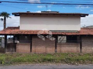 Casa · 148m² · 3 Quartos · 3 Vagas · Casa 3 dormitorios com Pátio e Piscina