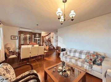 Apartamento · 274m² · 4 Quartos · 2 Vagas · Cobertura 4 dormitórios 274,28m² , piscina , duas vagas de garagem no Bairro Menino Deus.