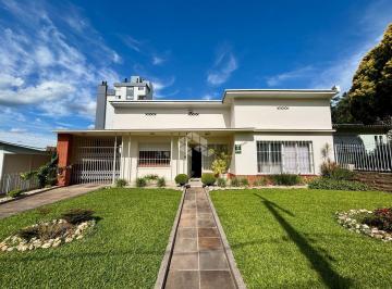 Casa · 238m² · 4 Quartos · 2 Vagas · ALVENARIA NO CENTRO COM 04 DORMITÓRIOS