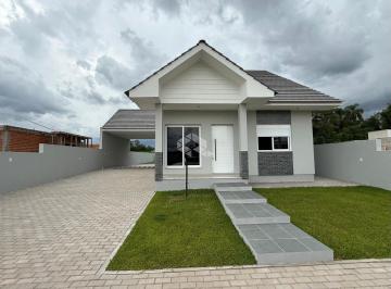 Casa · 118m² · 3 Quartos · 2 Vagas · Casa 03 dormitórios (01 suíte) em Linha Santa Cruz