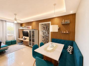 Apartamento · 58m² · 2 Quartos · Apartamento de 2 dormitórios, no bairro Humaitá, em Porto Alegre.