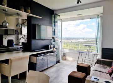 Apartamento · 51m² · 2 Quartos · 1 Vaga · Apartamento de 2 dormitórios e 1 vaga de garagem, no bairro Humaitá, em Porto Alegre.