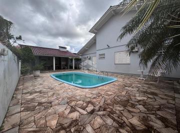 Casa · 299m² · 3 Quartos · 2 Vagas · Casa ampla de 03 dormitórios, sendo um suíte, no bairro Goiás