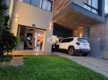 Casa · 197m² · 4 Quartos · Sobrado 4 dormitórios, sendo 2 suítes, mobiliado, deck com piscina, construção de alto padrão na pra