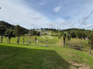 Rural · 230m² · 4 Quartos · 4 Vagas · Chácara com 02 hectares e belíssima casa com 4 suítes em Caxias do Sul