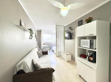 Apartamento · 26m² · 1 Quarto · Loft mobiliado e decorado no Centro de Capão da Canoa - a apenas uma quadra do mar