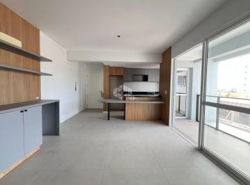 Apartamento · 87m² · 2 Quartos · 1 Vaga · Apartamento semimobiliado, com 02 dormitórios e suíte no Centro