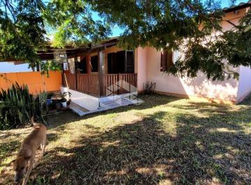 Casa · 70m² · 3 Quartos · 1 Vaga · Casa com 3 dormitórios no bairro Castelo Branco