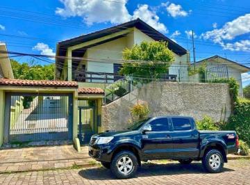 Casa · 233m² · 4 Quartos · 5 Vagas · Casa semimobiliada à venda no bairro Bela Vista, Caxias do Sul/RS