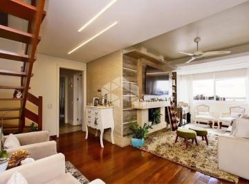Apartamento · 215m² · 3 Quartos · 2 Vagas · Cobertura 3 dormitórios  com piscina privativa  e lareira  no  Menino Deus vista para o Guaiba.