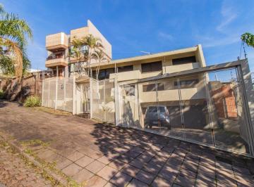 Casa · 250m² · 4 Quartos · 4 Vagas · CASA COM EXCELENTE POTENCIAL NO MENINO DEUS!