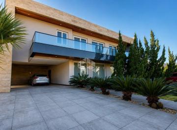 Casa · 566m² · 5 Quartos · 4 Vagas · Elegância, conforto e exclusividade no Terra Ville