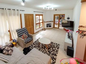 Casa · 132m² · 3 Quartos · 2 Vagas · Casa em Condomínio, 3 dormitórios, 1 suíte, 2 vagas, Espírito Santo, Porto Alegre