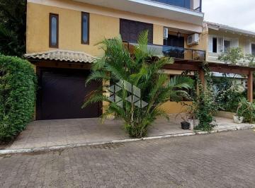 Casa · 350m² · 4 Quartos · 2 Vagas · Casa em condomínio fechado no bairro Ipanema - conforto, segurança e excelente localização.