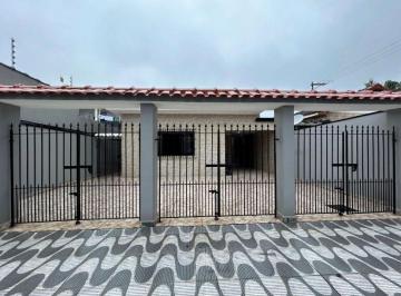 uenyl42ode2mwfkothkyziy_md · Oportunidade Única! Casa Isolada a 150m da Praia no Maracanã – Reformada!