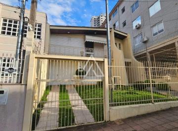 Casa · 230m² · 1 Vaga · CASA 03 DORMITÓRIOS - CENTRAL - A VENDA - PASSO FUNDO RS