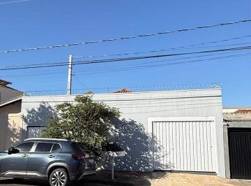 Casa · 150m² · 3 Quartos · 3 Vagas · Casa para alugar em Vila Nova de 150.00m² com 3 Quartos, 1 Suite e 3 Garagens