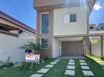 Casa · 150m² · 3 Quartos · 2 Vagas · Casa de Condomínio para venda em Centro de 150.00m² com 3 Quartos, 1 Suite e 2 Garagens