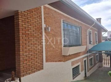 Casa · 245m² · 6 Quartos · 4 Vagas · Casa para alugar em Parque Do Colégio de 245.00m² com 6 Quartos, 1 Suite e 4 Garagens