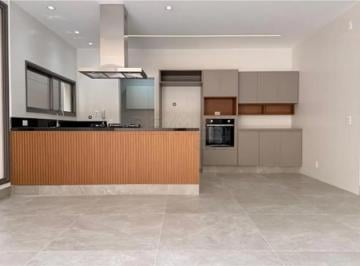 Casa · 230m² · 3 Quartos · 2 Vagas · Casa de Condomínio para alugar em Tamboré de 230.00m² com 3 Quartos, 3 Suites e 2 Garagens