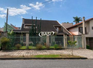 Casa · 364m² · 4 Quartos · 5 Vagas · Casa Espacosa com 364m2 Construidos, 4 Dormitorios, Amplo Terreno e Excelente Potencial!