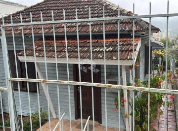 Casa · 114m² · 1 Quarto · Terreno à venda no bairro Teresópolis