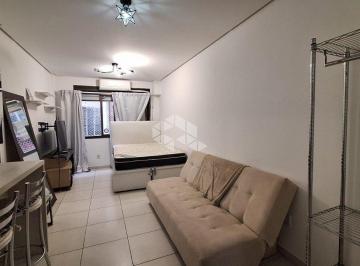 Apartamento · 27m² · 1 Quarto · Studio na Rua Vigário José Inácio Bairro Centro Histórico