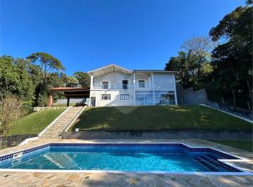 Casa · 274m² · 4 Quartos · 7 Vagas · Condomínio com 4 quartos à venda em Caraguatá - SP