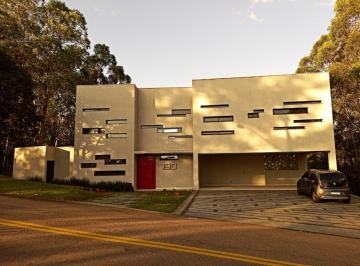 Foto 01 · Casa de luxo em condomínio na Serra dos Lagos, Cajamar-SP: 4 quartos, 3 suítes, 3 salas, 6 banheiros
